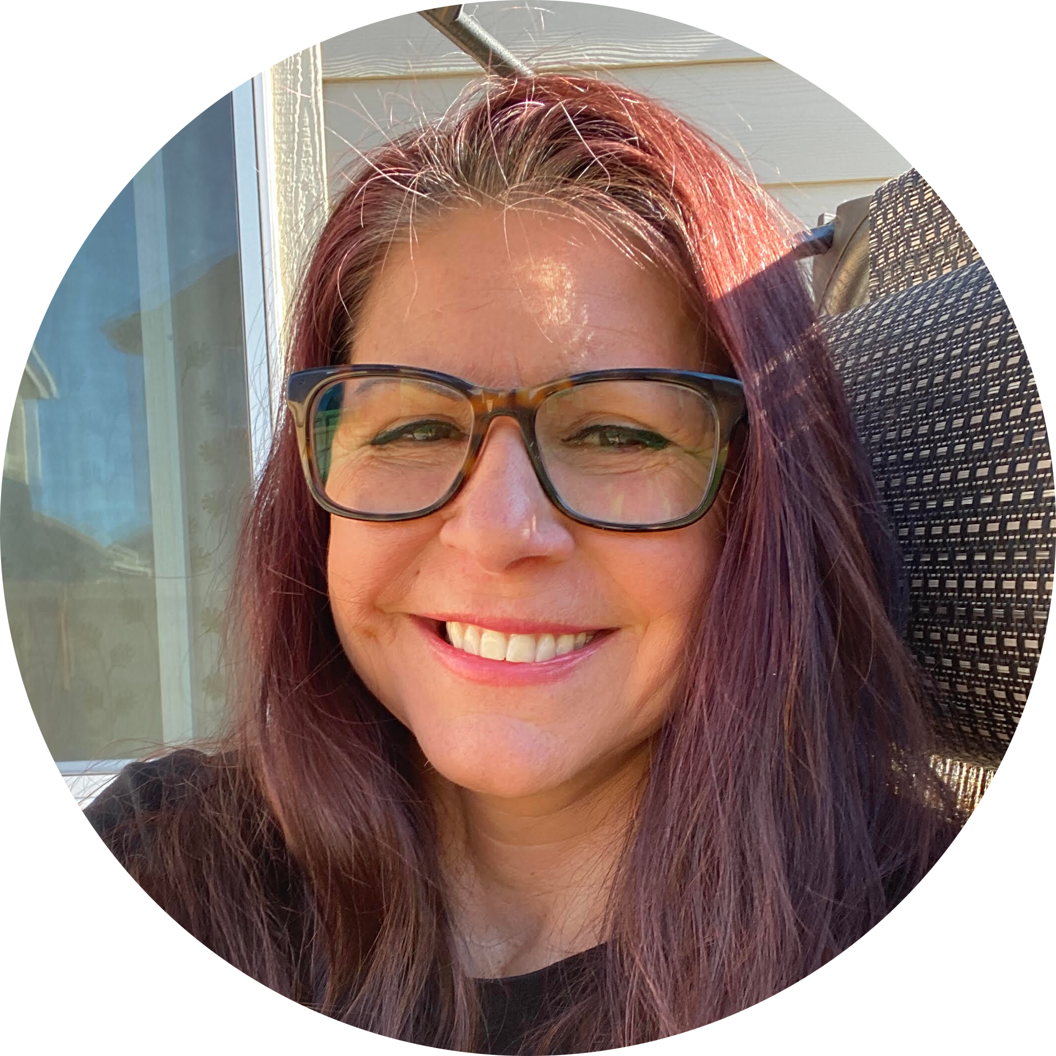 https://24880982.fs1.hubspotusercontent-eu1.net/hubfs/24880982/denise%20circle.png